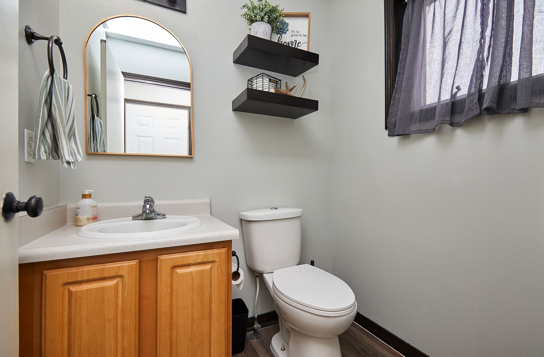 Listing Photo: 316 Oak St_018